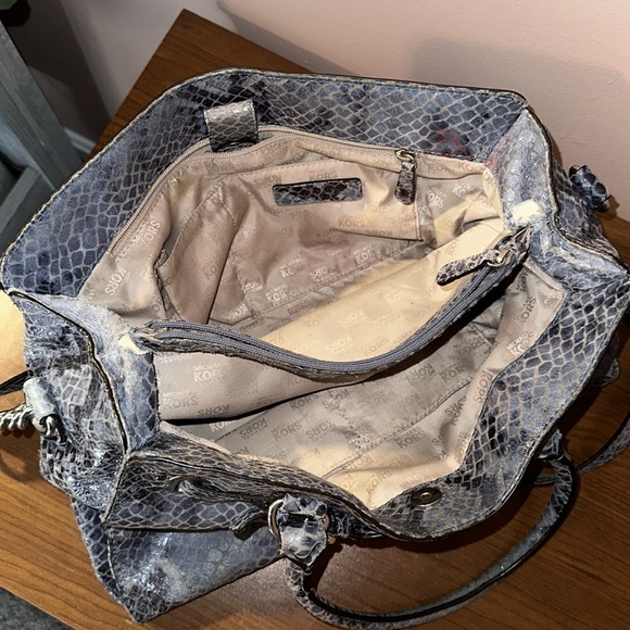 Snakeskin Michael Kors purse - Picture 3 of 5